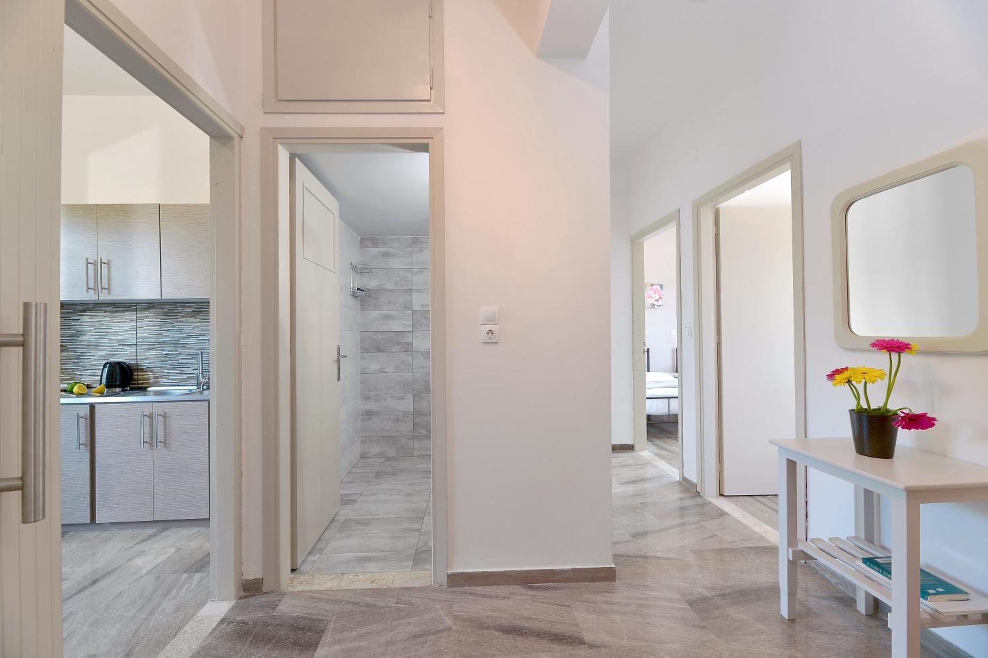 Stork Apartments Vivari Luaran gambar