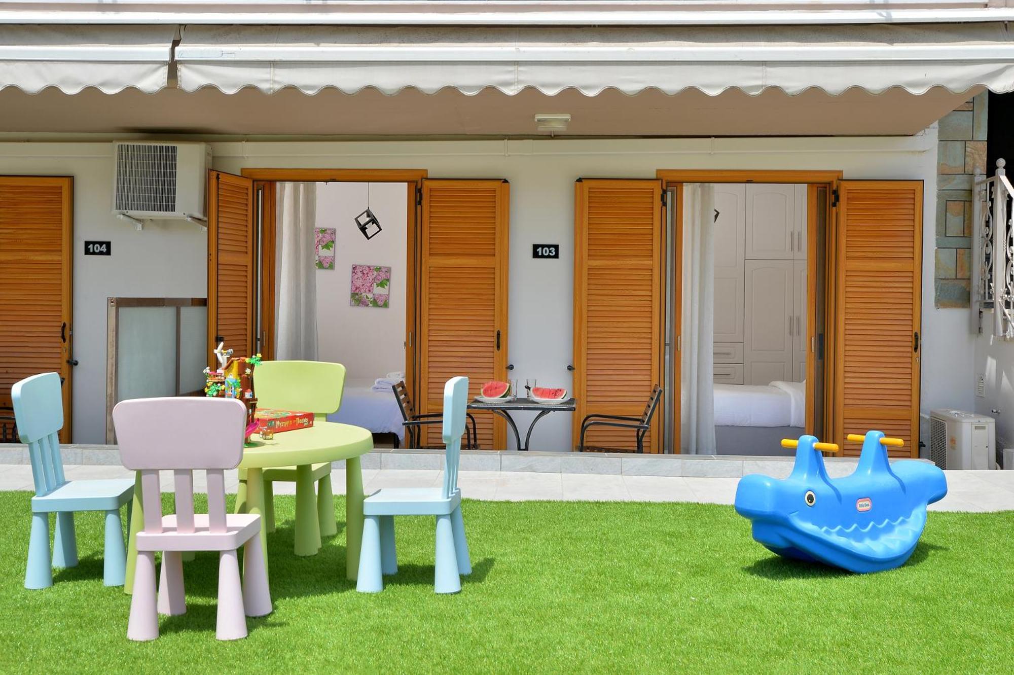 Stork Apartments Vivari Luaran gambar